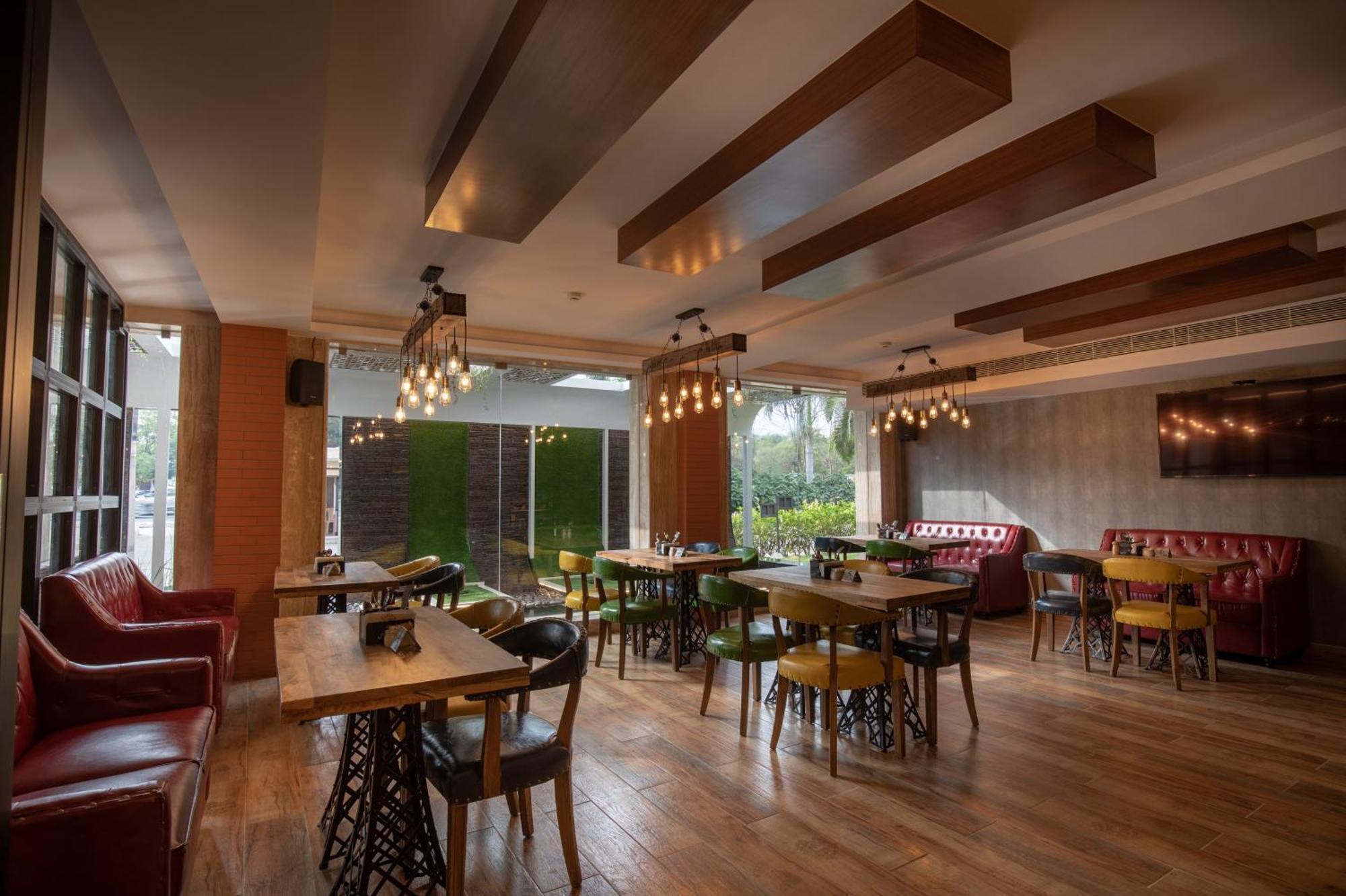 Jenneys Residency Hotel Coimbatore Bagian luar foto